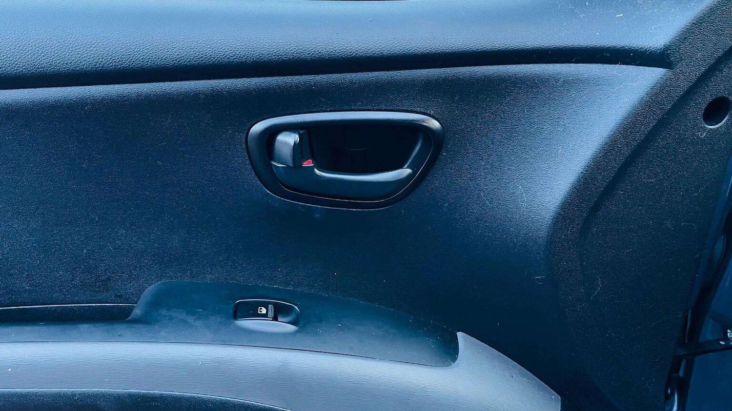 Used Hyundai i10 2013 for sale - 78070334: Photo 26