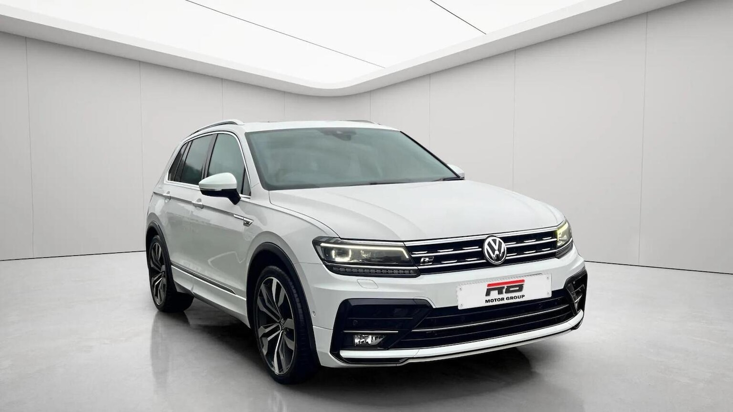 Used Volkswagen Tiguan 2017 for sale - 78070323: Photo 1