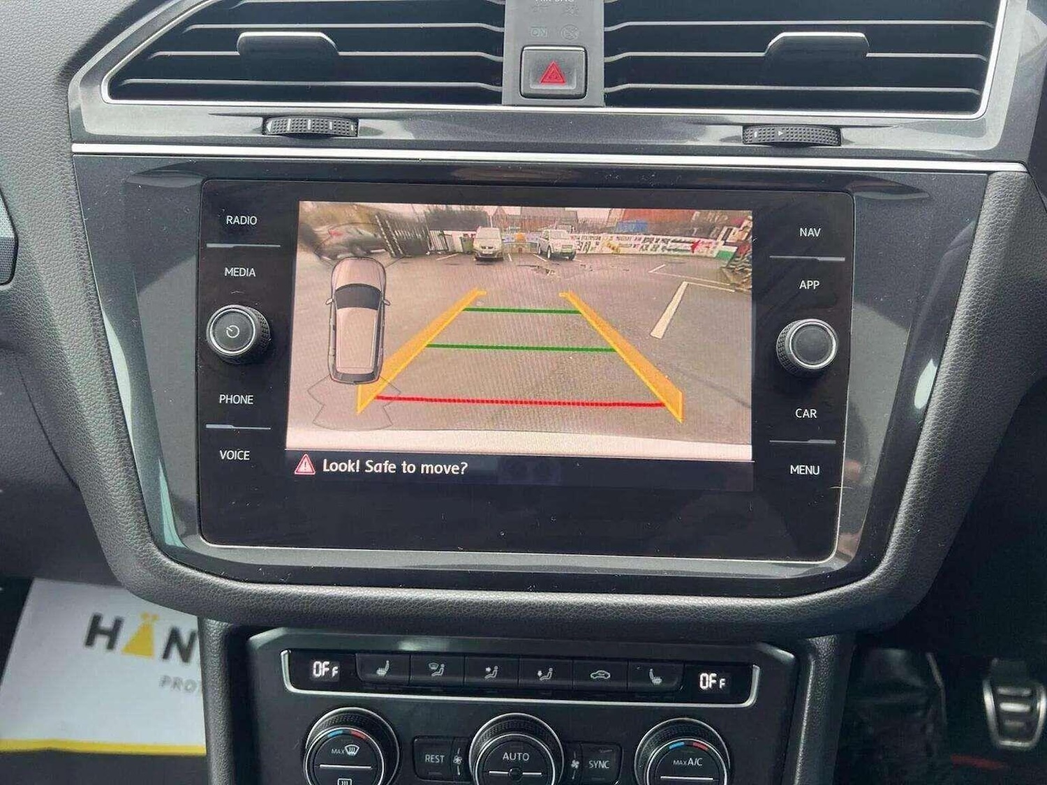 Used Volkswagen Tiguan 2017 for sale - 78070323: Photo 10