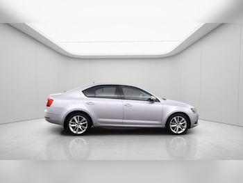 Used Skoda Octavia 2019 for sale - 78946595: Photo