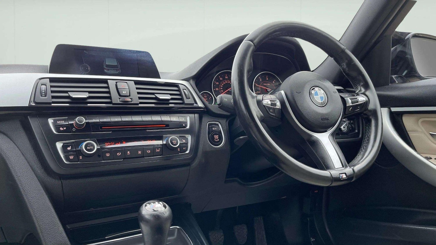 Used BMW 3 Series 2015 for sale - 78171231: Photo 17