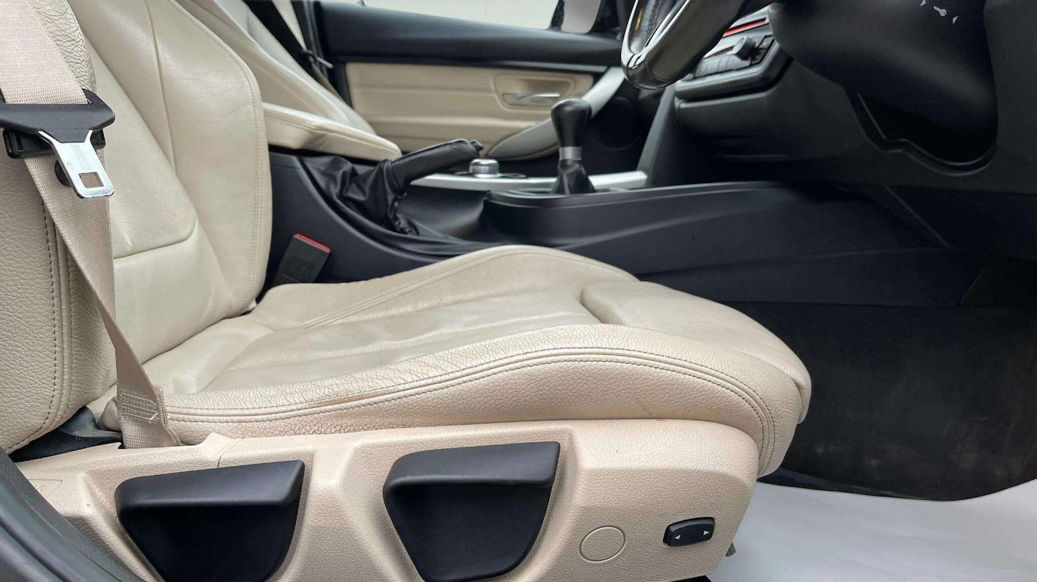 Used BMW 3 Series 2015 for sale - 78171231: Photo 22