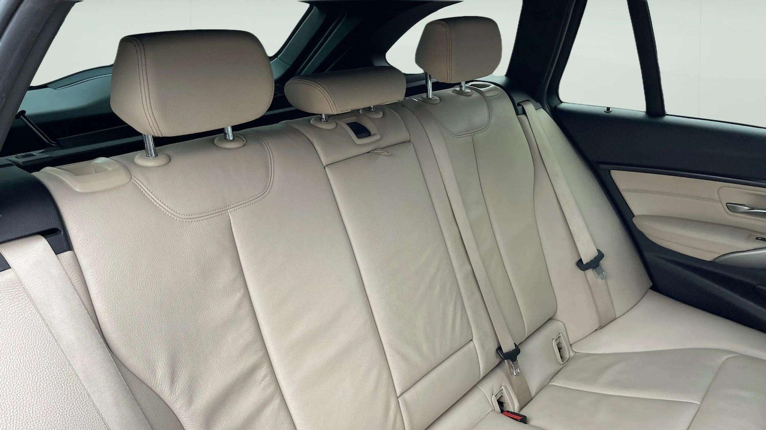 Used BMW 3 Series 2015 for sale - 78171231: Photo 26