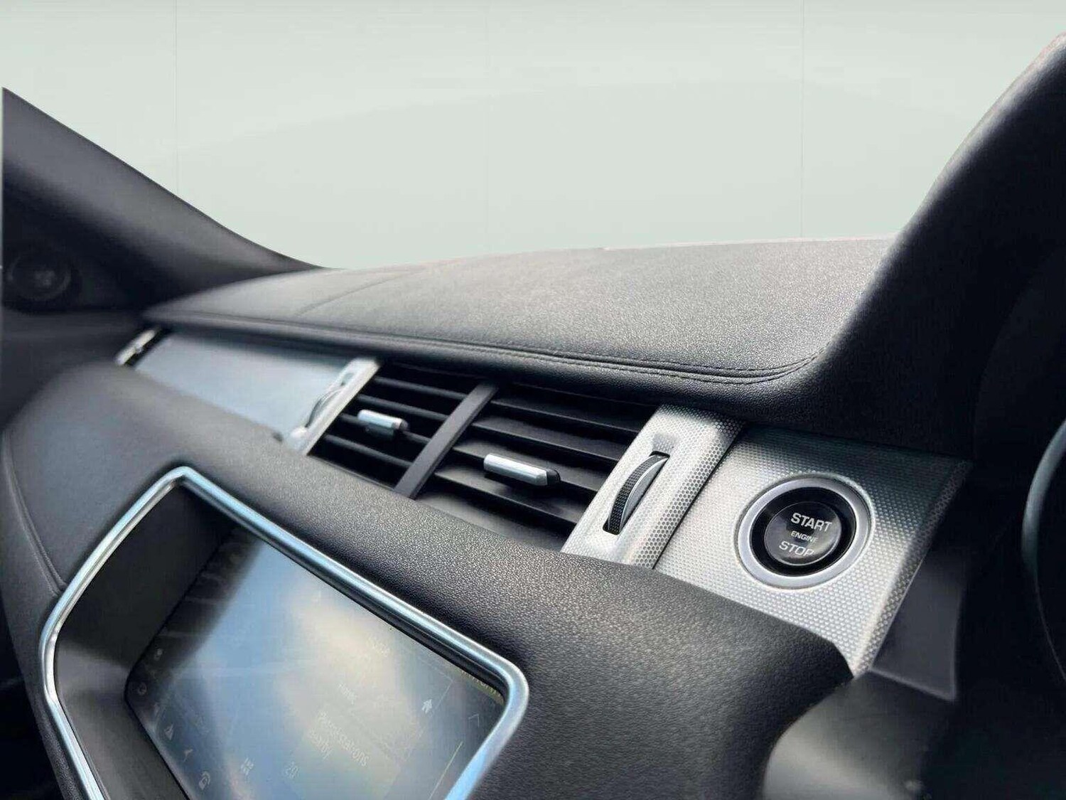 Used Land Rover Range Rover Evoque 2016 for sale - 78157628: Photo 24