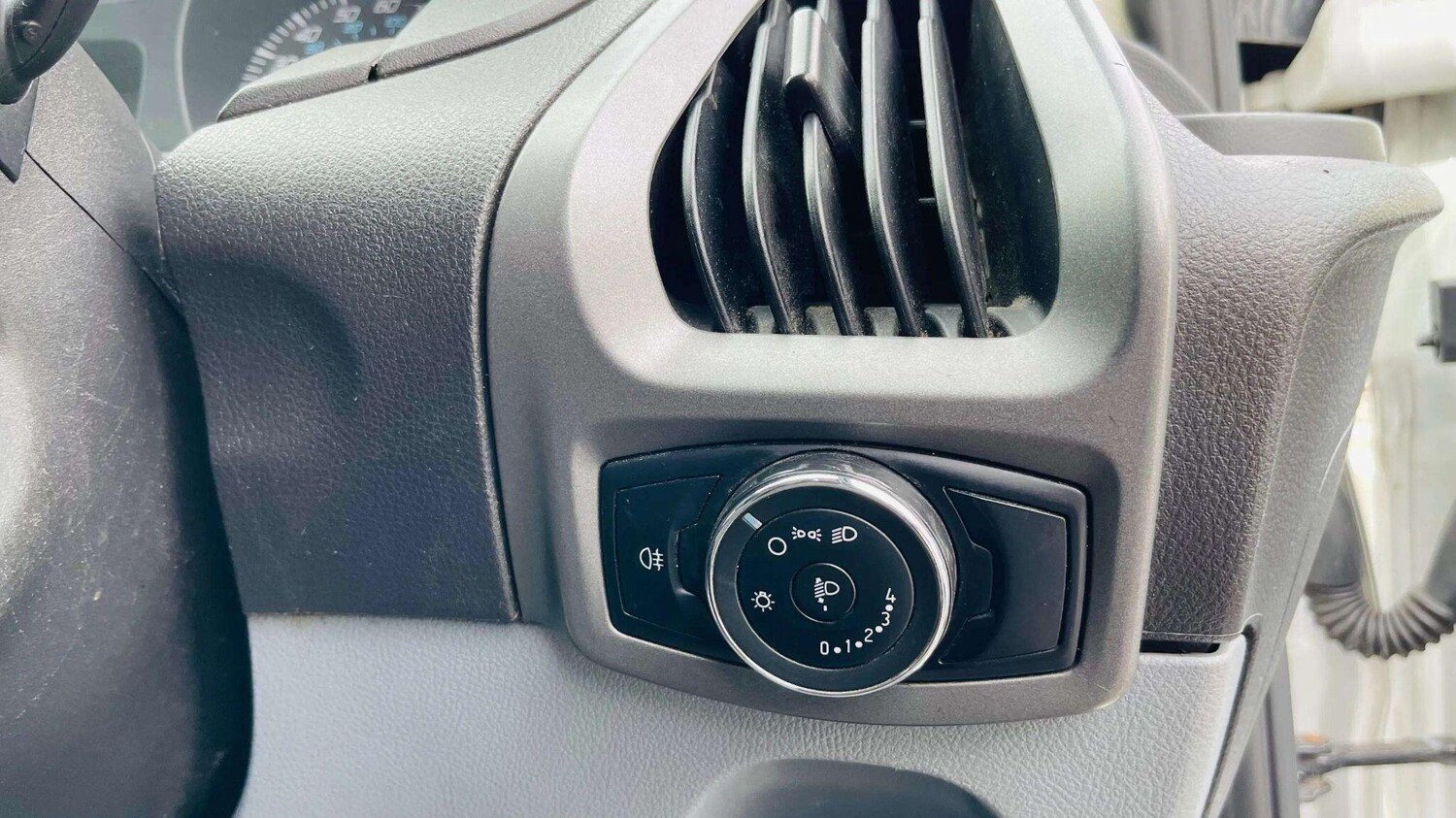 Used Ford Transit Custom 2016 for sale - 78170080: Photo 17