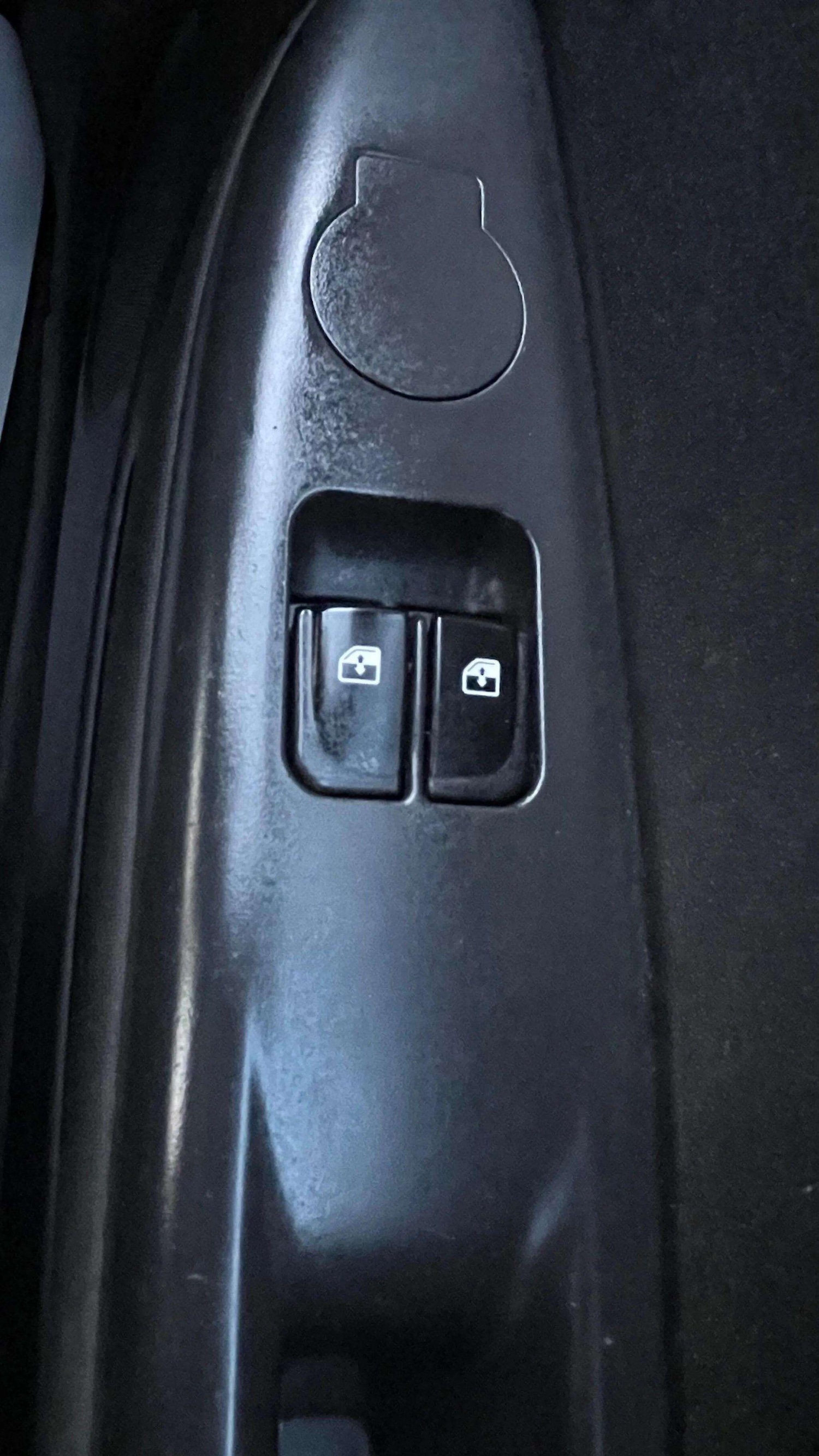 Used Hyundai i20 2012 for sale - 78170990: Photo 21