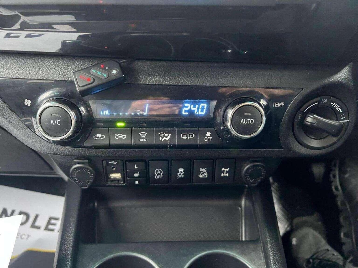 Used Toyota Hilux 2018 for sale - 78070513: Photo 12