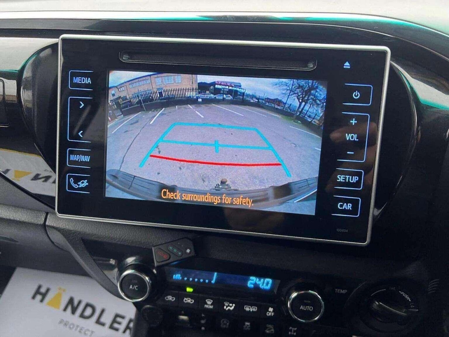 Used Toyota Hilux 2018 for sale - 78070513: Photo 9