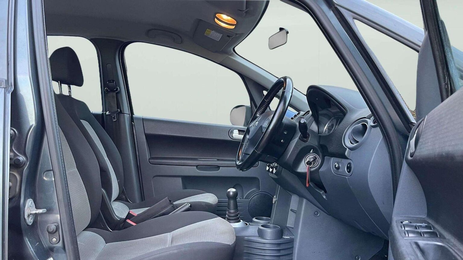 Used Mitsubishi Colt 2010 for sale - 78070292: Photo 12