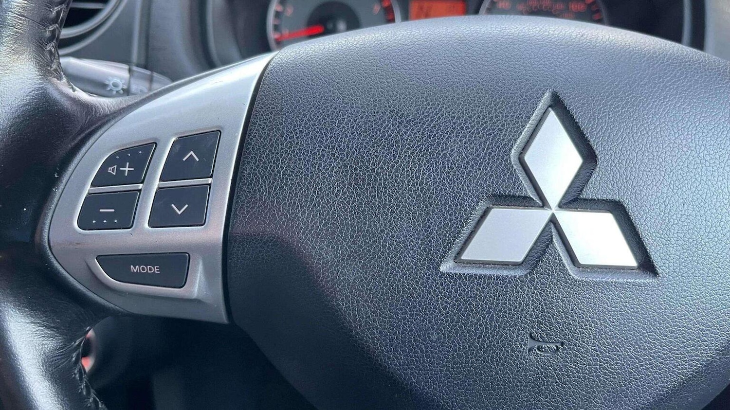 Used Mitsubishi Colt 2010 for sale - 78070292: Photo 19