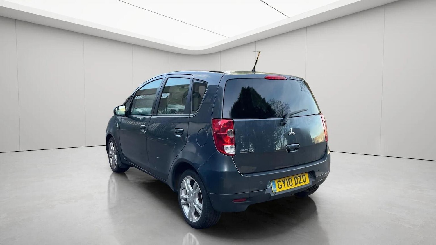 Used Mitsubishi Colt 2010 for sale - 78070292: Photo 4