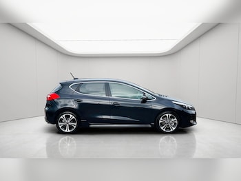 Used Kia Ceed 2017 for sale - 78813143: Photo