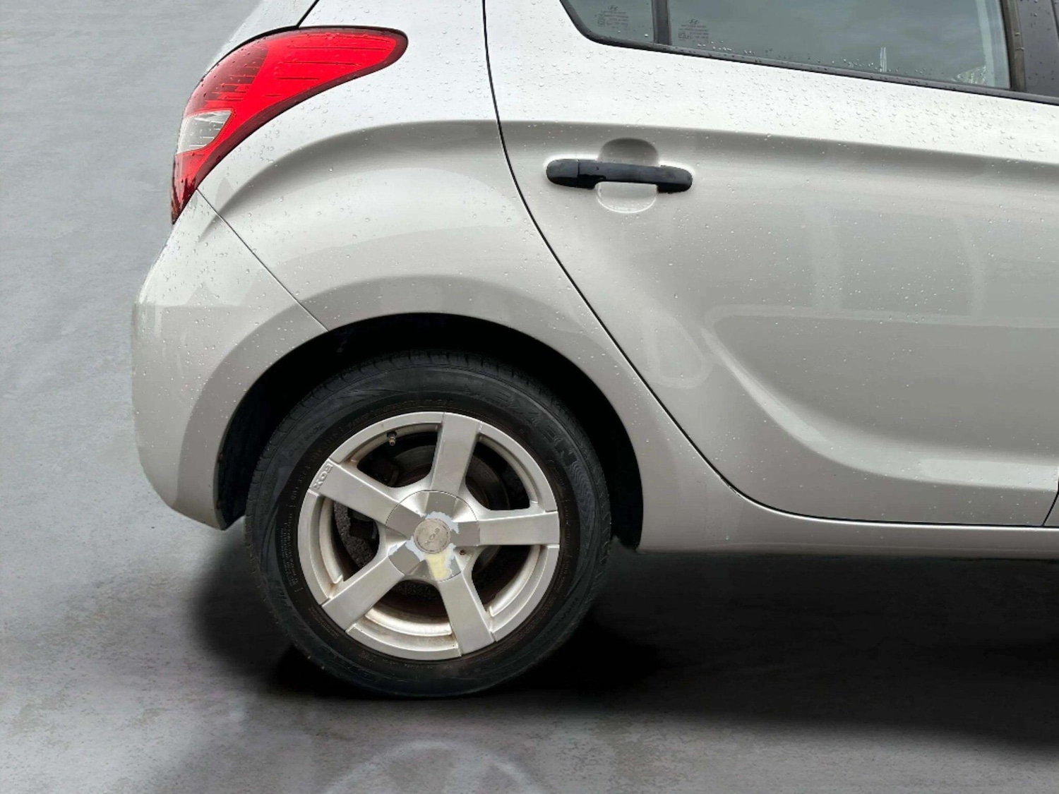 Used Hyundai i20 2012 for sale - 78171101: Photo 14