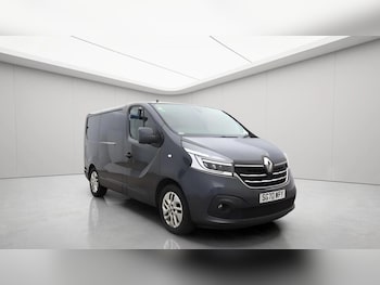 Renault Trafic feature image