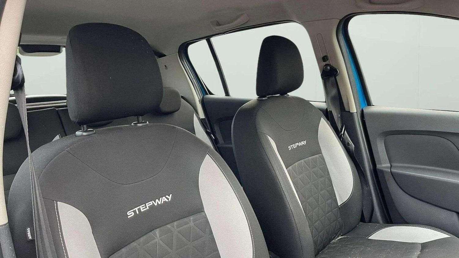 Used Dacia Sandero Stepway 2014 for sale - 78070429: Photo 13