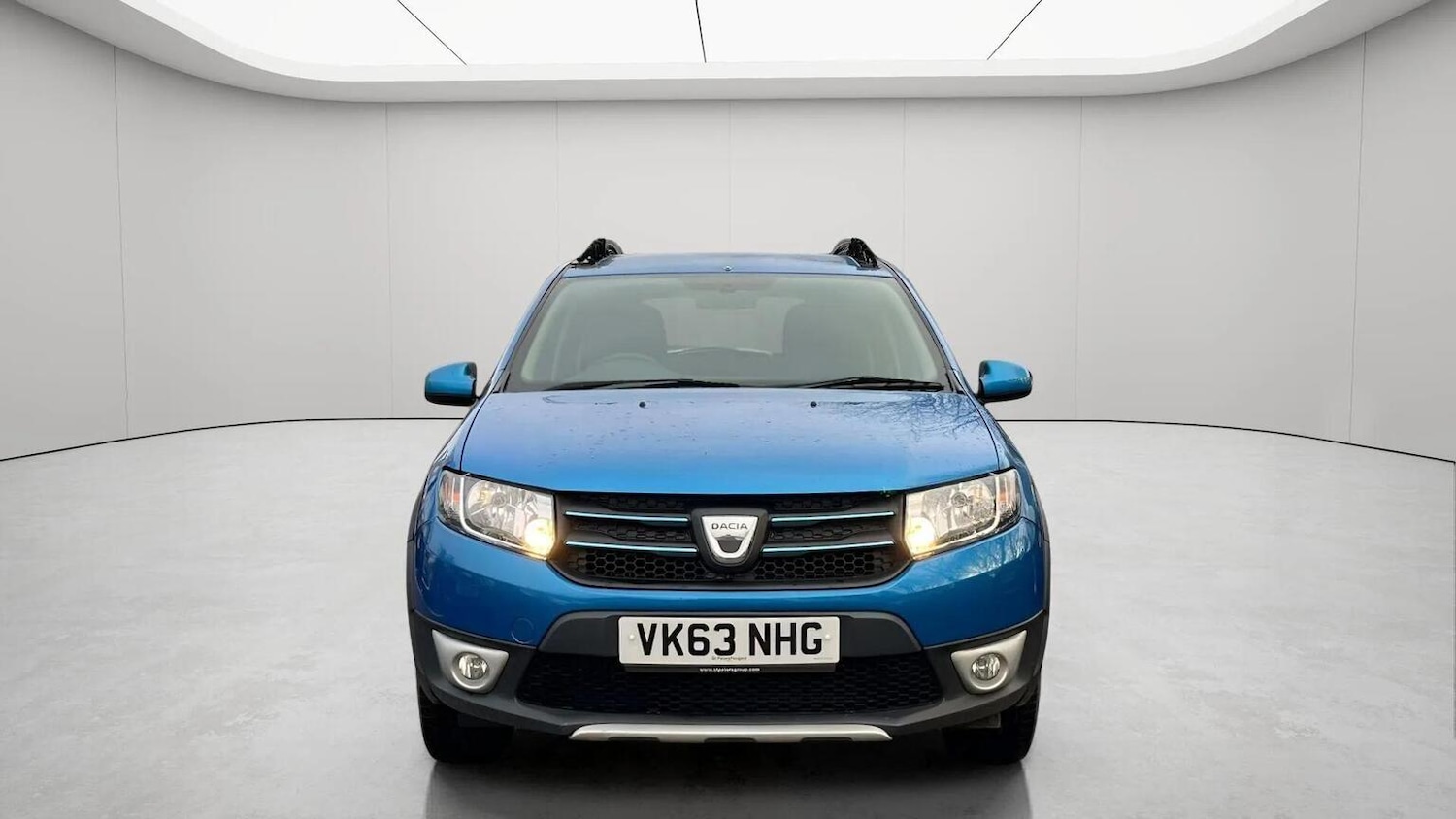Used Dacia Sandero Stepway 2014 for sale - 78070429: Photo 2