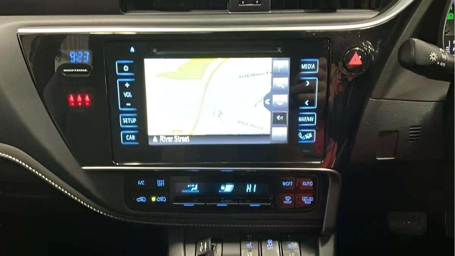 Used Toyota Auris 2017 for sale - 78070559: Photo 6