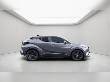 Used Toyota C-HR 2018 for sale - 79132849: Photo