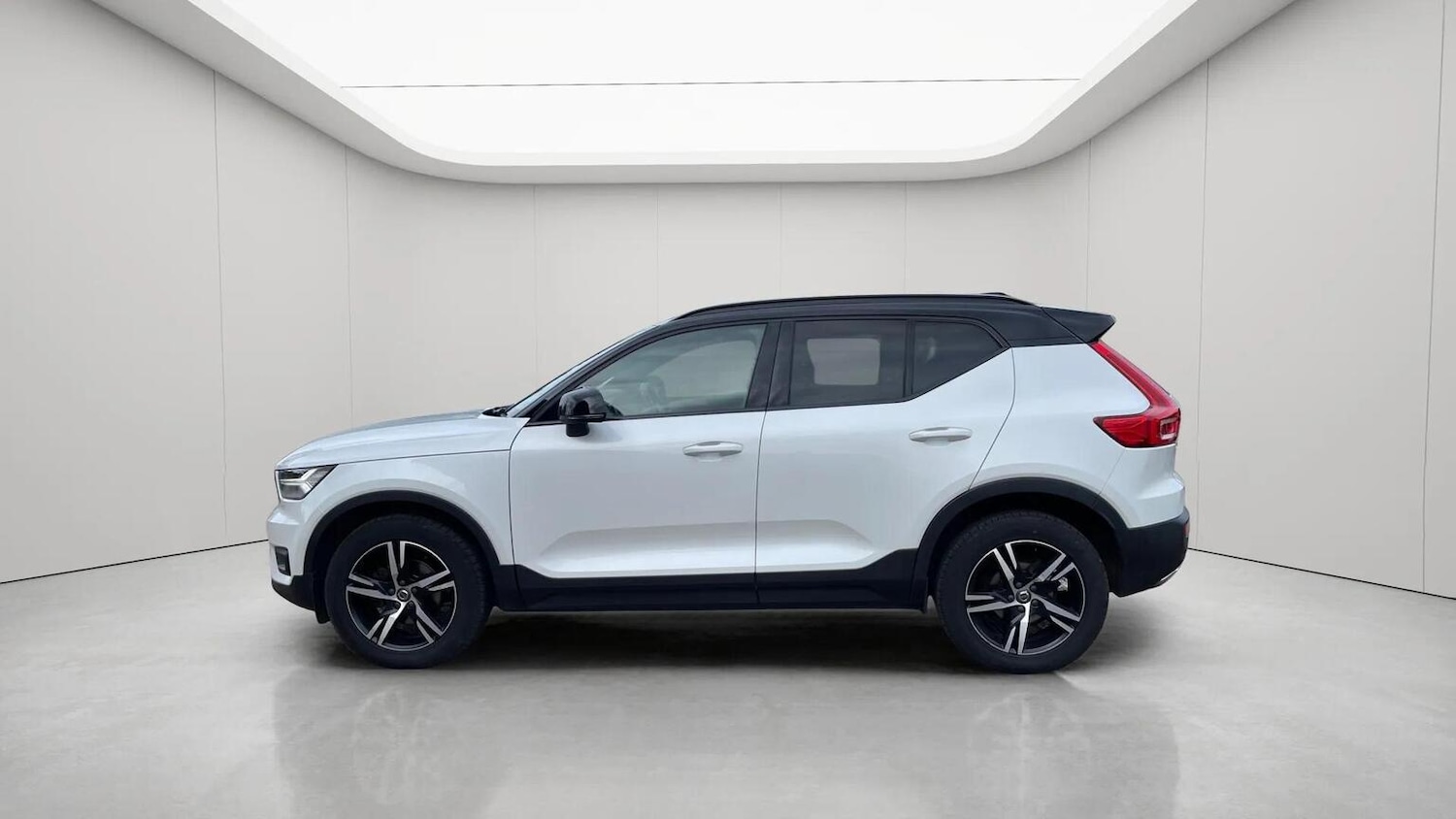 Used Volvo XC40 2018 for sale - 78070558: Photo 11