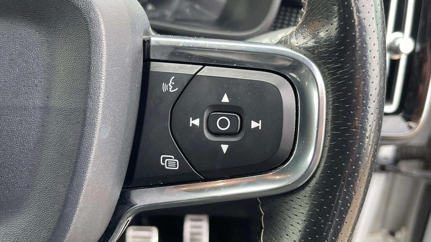 Used Volvo XC40 2018 for sale - 78070558: Photo 31