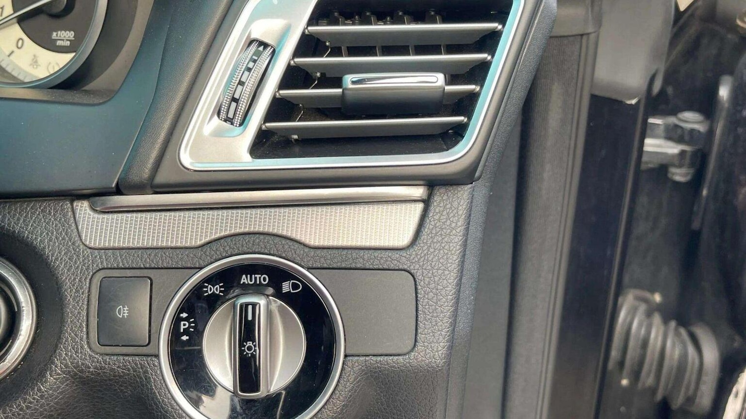 Used Mercedes-Benz E Class 2014 for sale - 78070379: Photo 13