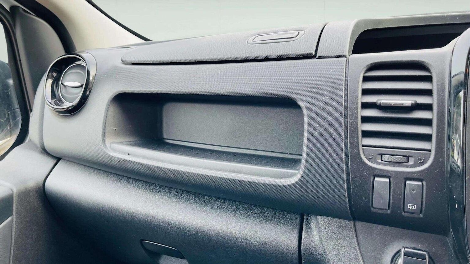 Used Vauxhall Vivaro 2019 for sale - 78070284: Photo 21