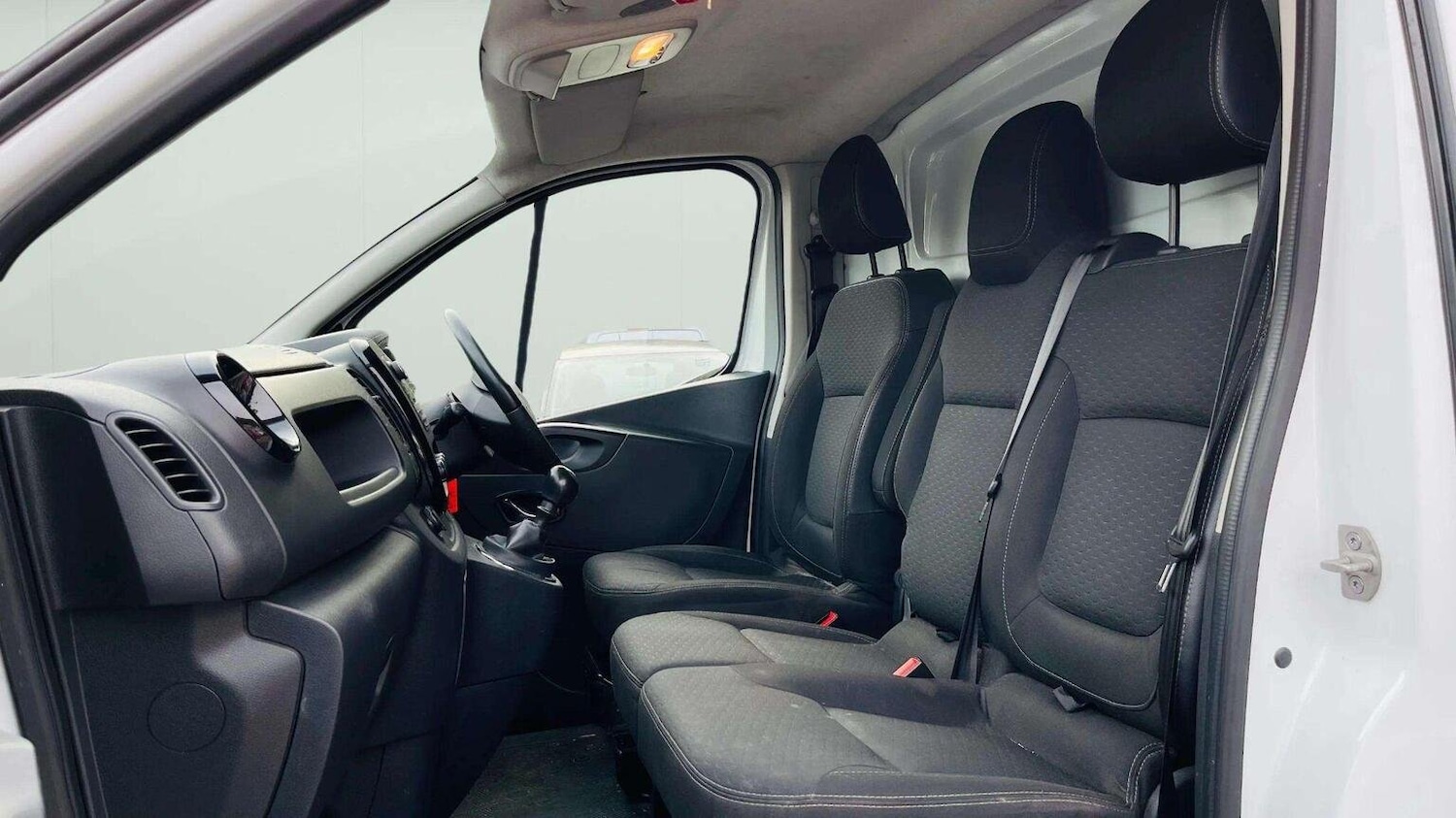 Used Vauxhall Vivaro 2019 for sale - 78070284: Photo 24
