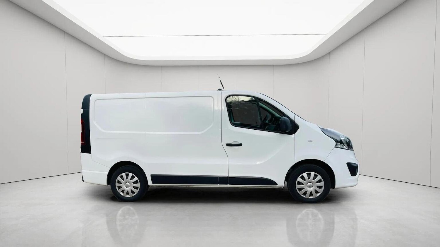Used Vauxhall Vivaro 2019 for sale - 78070284: Photo 8