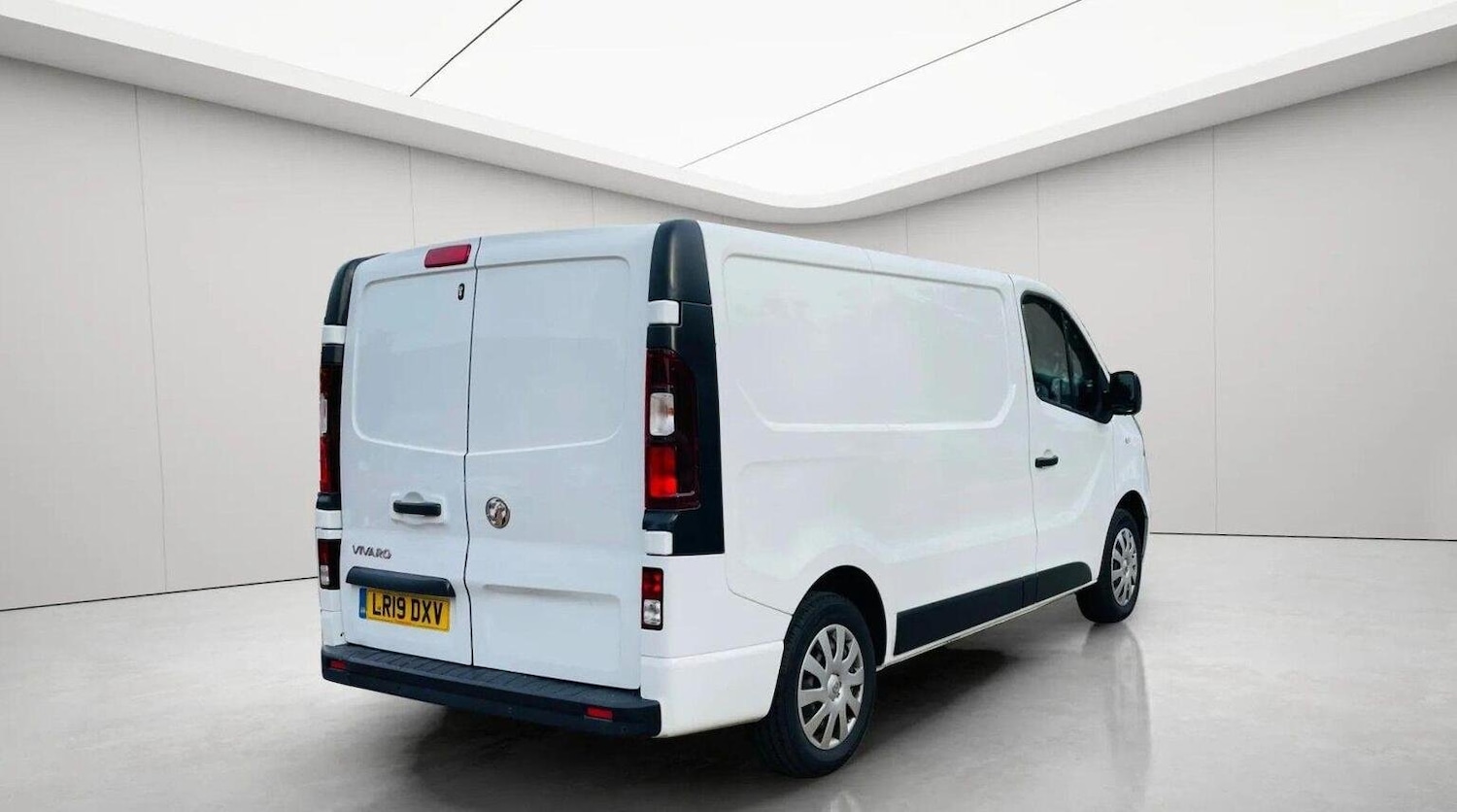 Used Vauxhall Vivaro 2019 for sale - 78070284: Photo 9