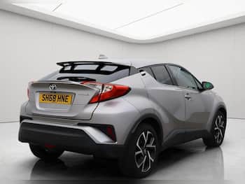 Used Toyota C-HR 2018 for sale - 79677536: Photo