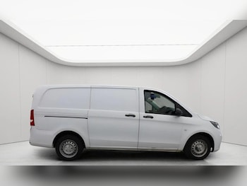 Used Mercedes-Benz Vito 2020 for sale - 79236402: Photo