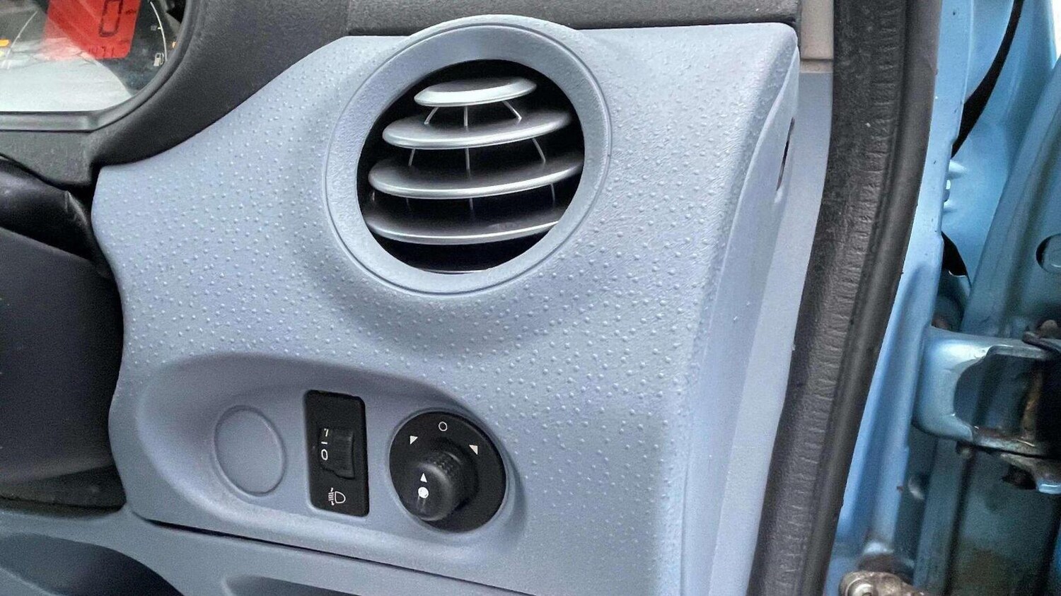 Used Citroen C3 2002 for sale - 78070403: Photo 24