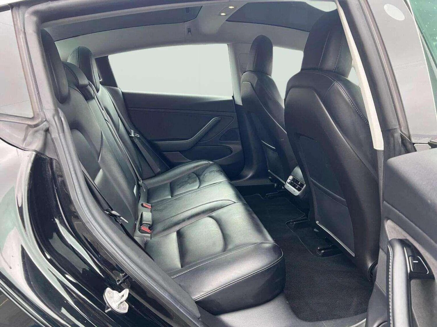 Used Tesla Model 3 2019 for sale - 78070553: Photo 12