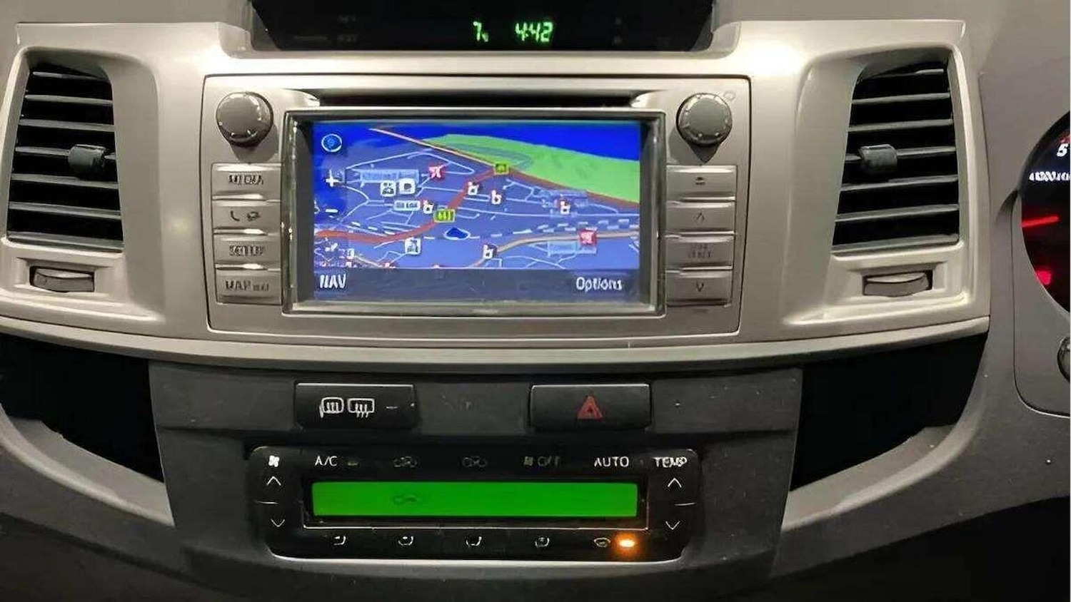 Used Toyota Hilux 2012 for sale - 78070332: Photo 6