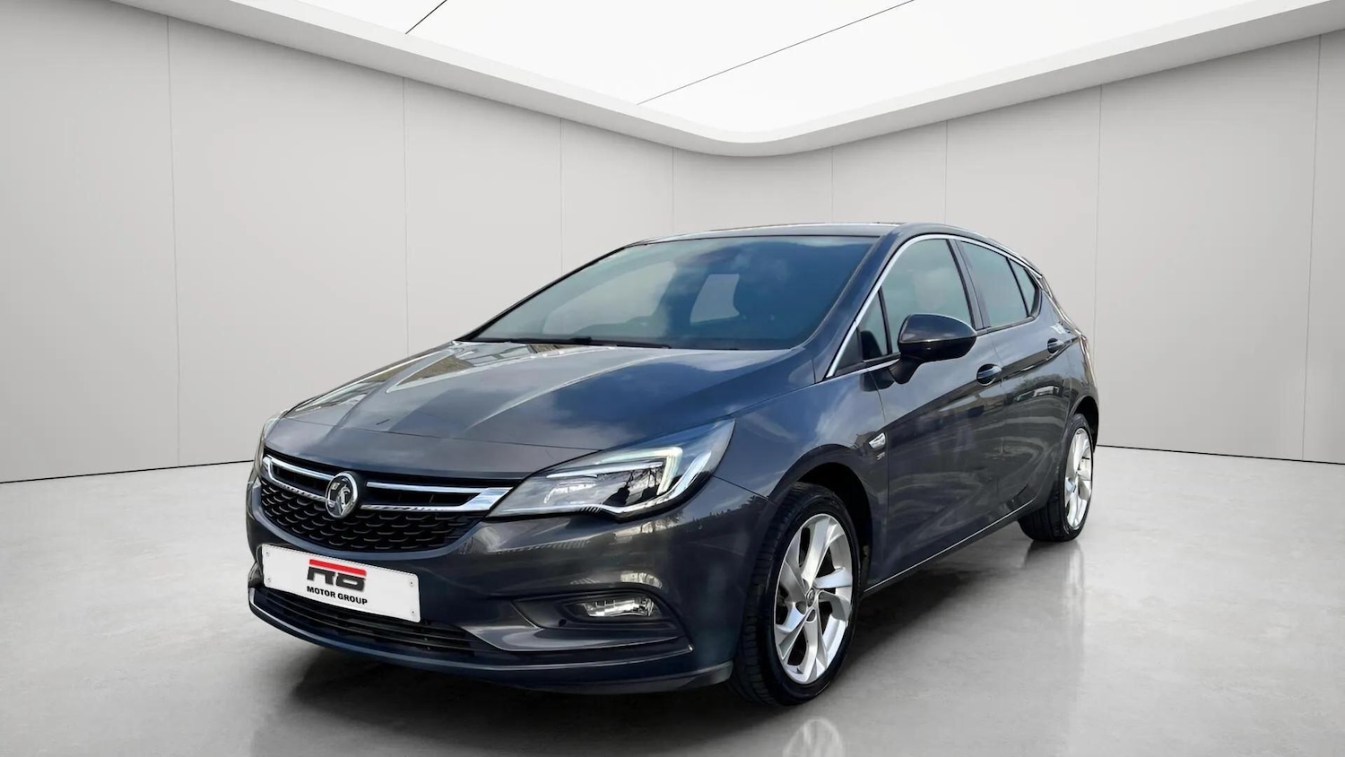 Used Vauxhall Astra 2016 for sale - 78170914: Photo 2
