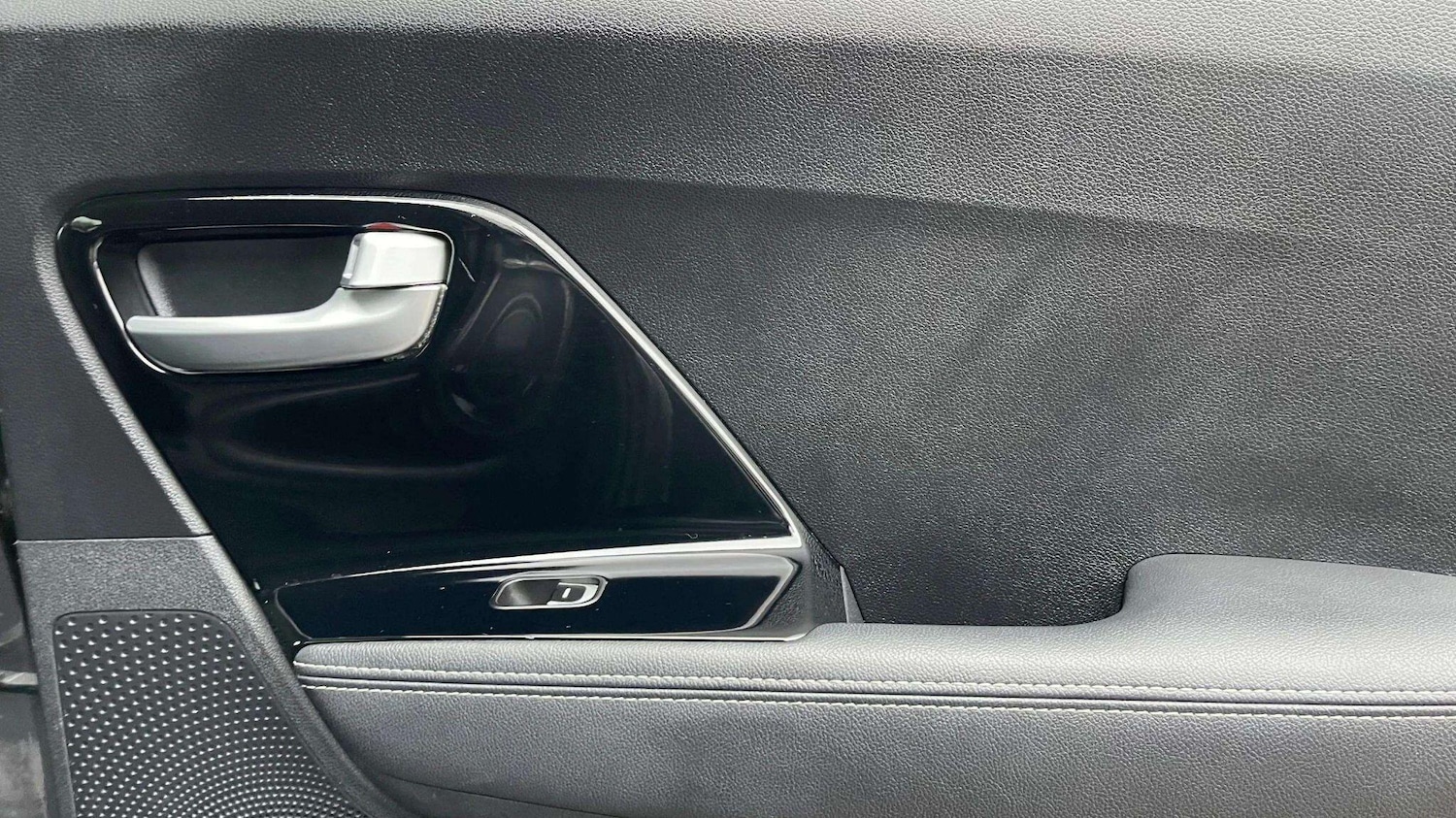 Used Kia Niro 2018 for sale - 78086786: Photo 28