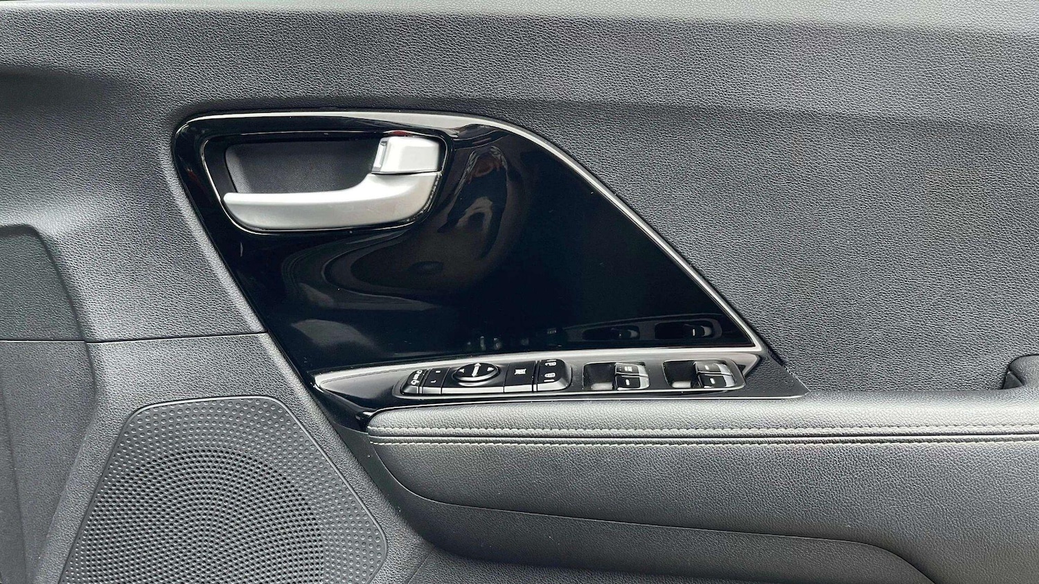 Used Kia Niro 2018 for sale - 78086786: Photo 31