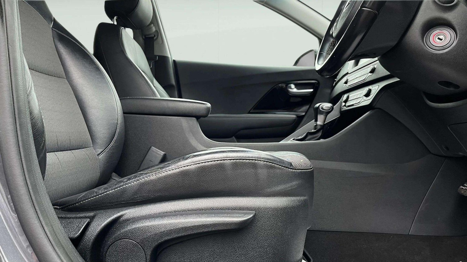 Used Kia Niro 2018 for sale - 78086786: Photo 53