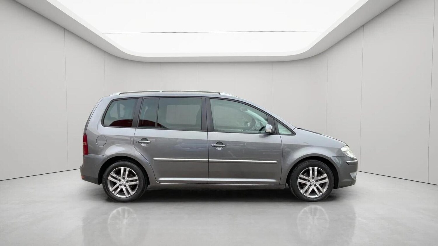 Used Volkswagen Touran 2007 for sale - 78070327: Photo 10
