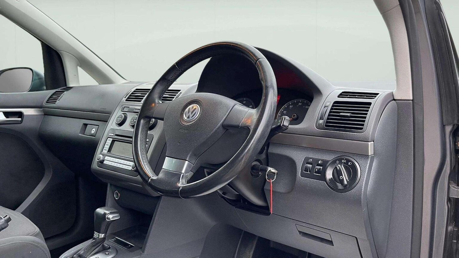 Used Volkswagen Touran 2007 for sale - 78070327: Photo 15