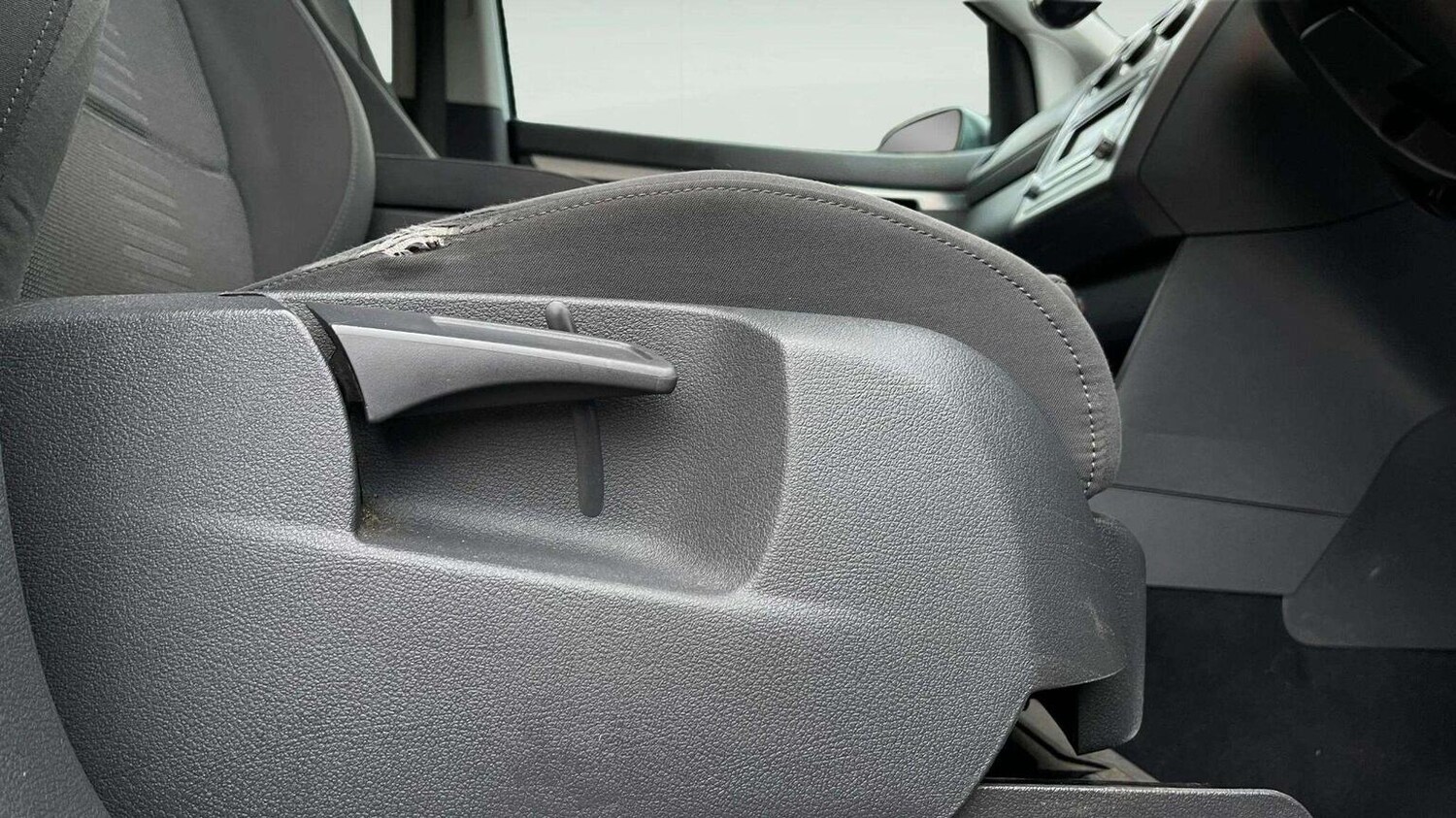 Used Volkswagen Touran 2007 for sale - 78070327: Photo 23