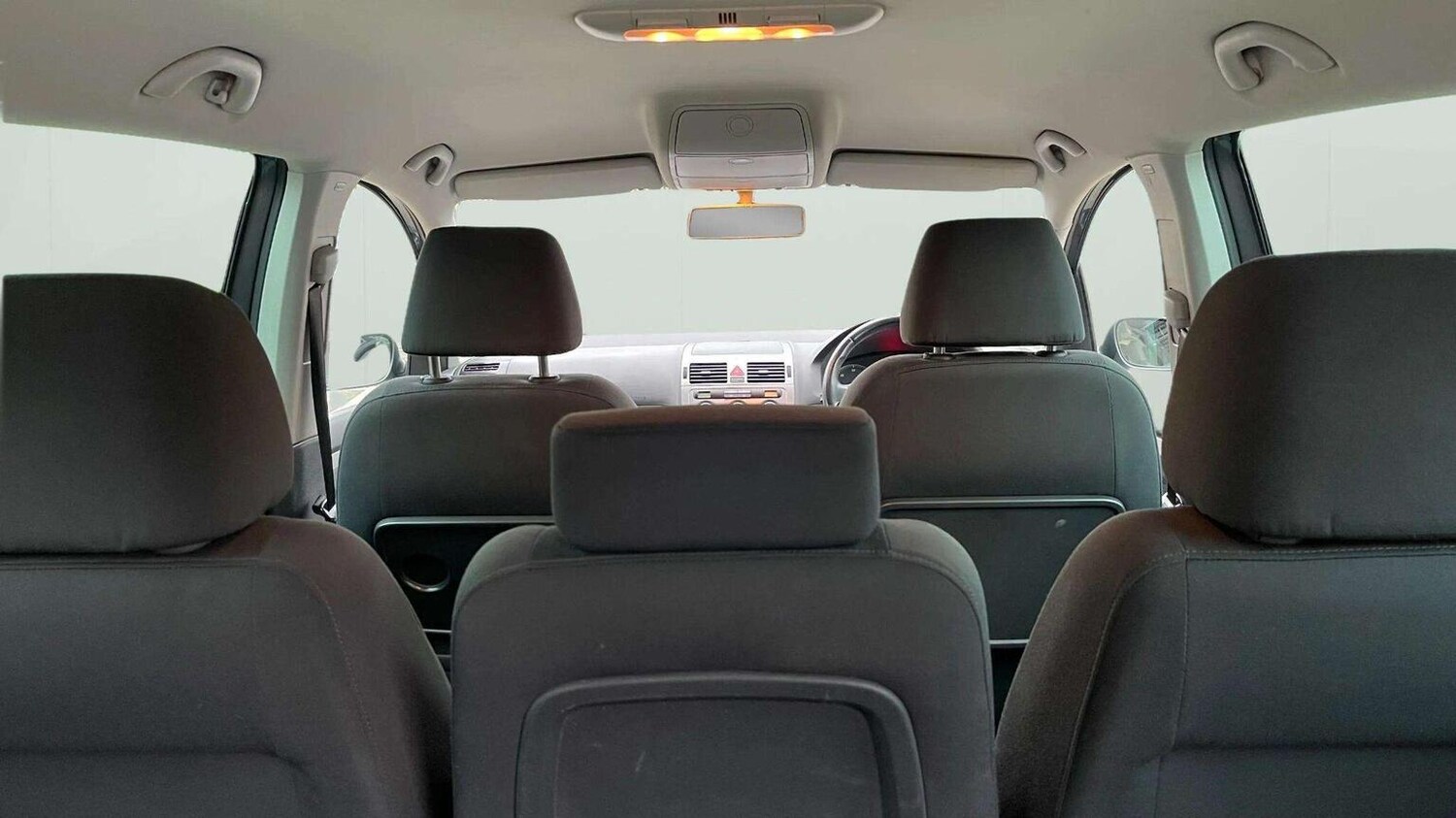 Used Volkswagen Touran 2007 for sale - 78070327: Photo 34