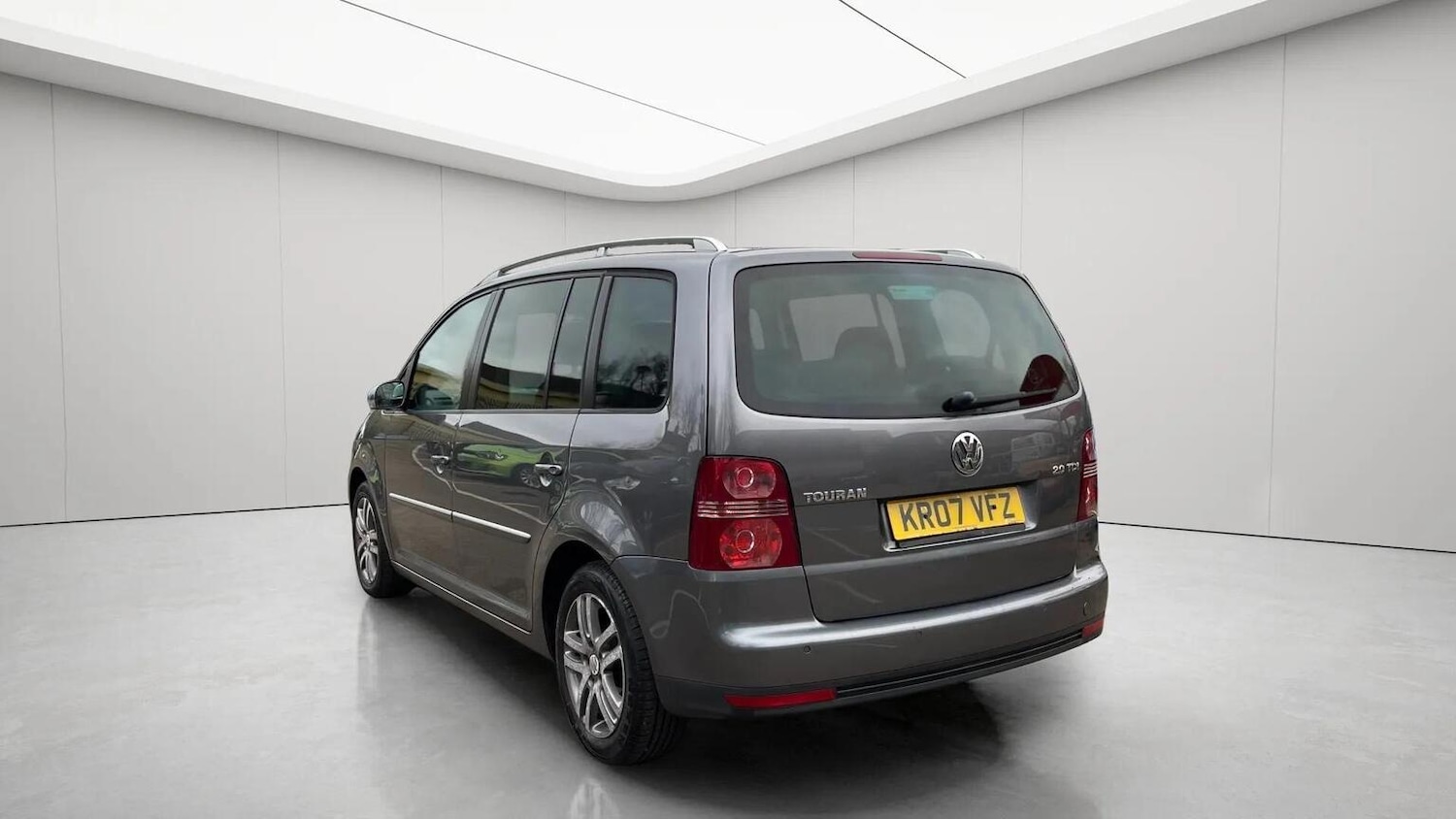 Used Volkswagen Touran 2007 for sale - 78070327: Photo 4