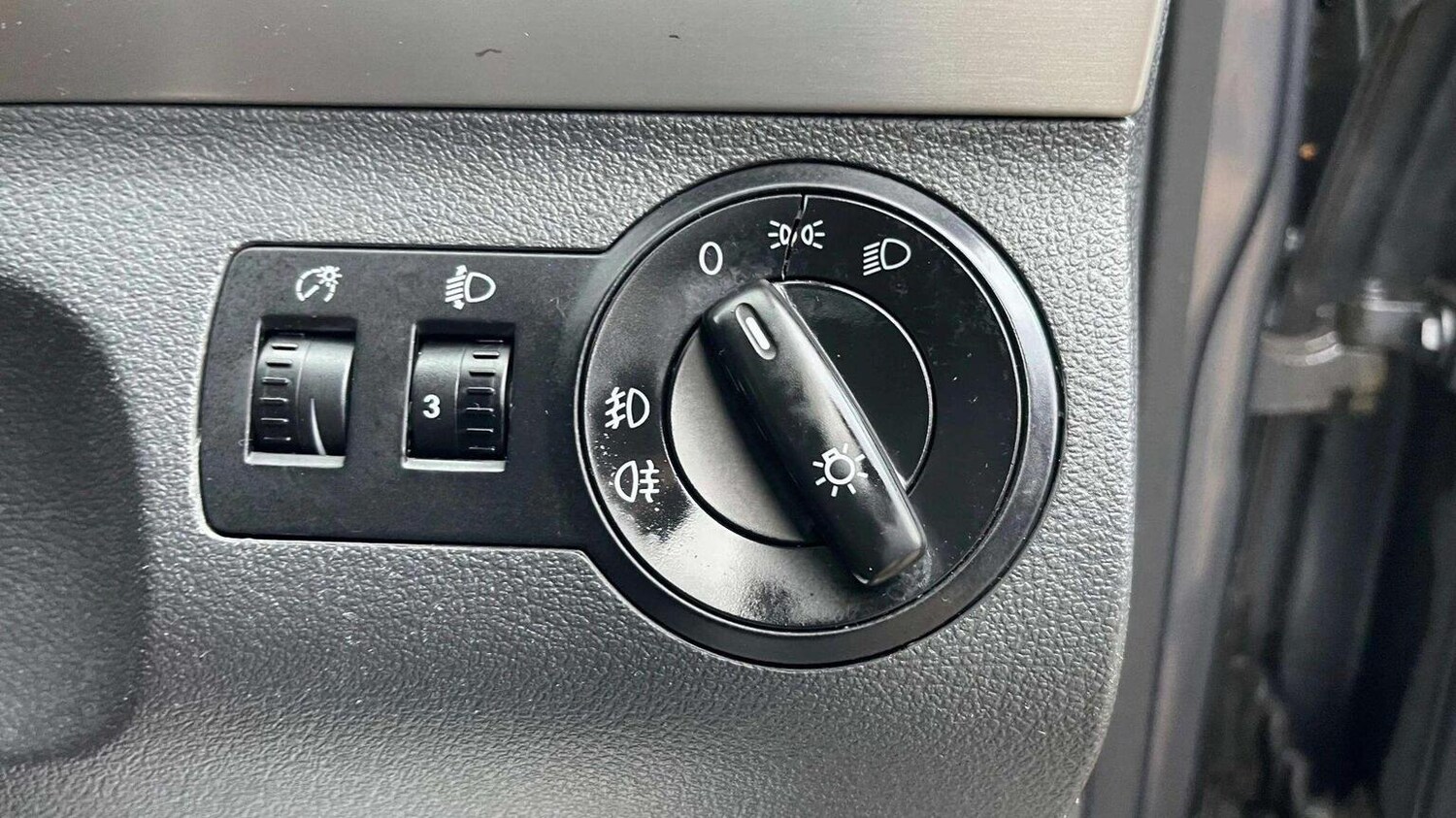 Used Volkswagen Touran 2007 for sale - 78070327: Photo 40