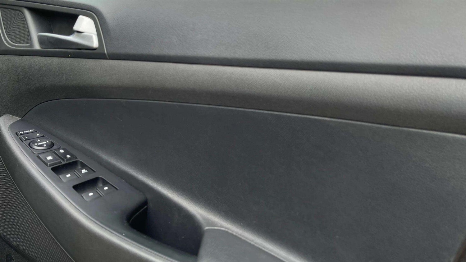 Used Hyundai TUCSON 2018 for sale - 78086084: Photo 48