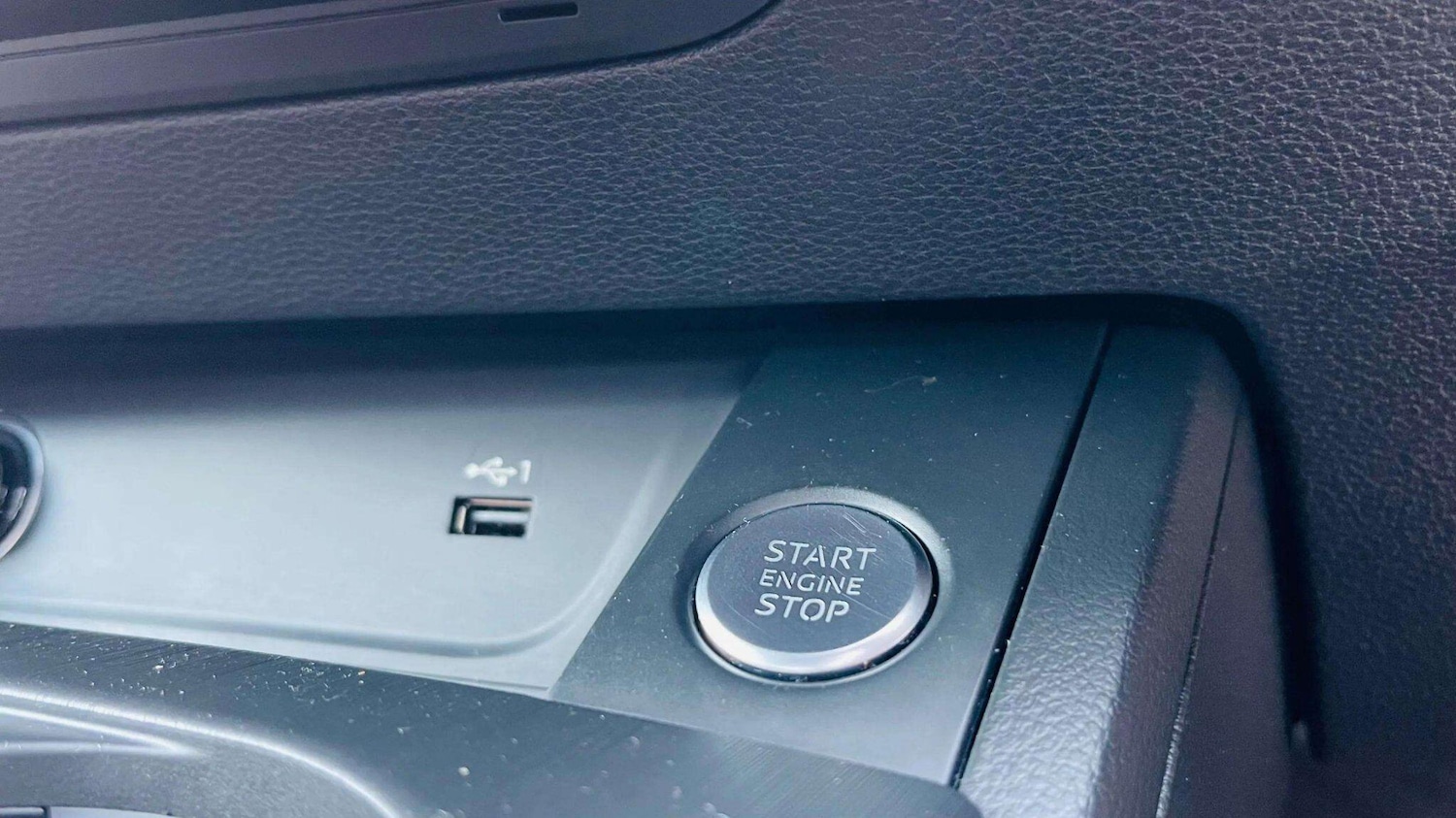 Used Audi A4 for sale - 78136216: Photo 32