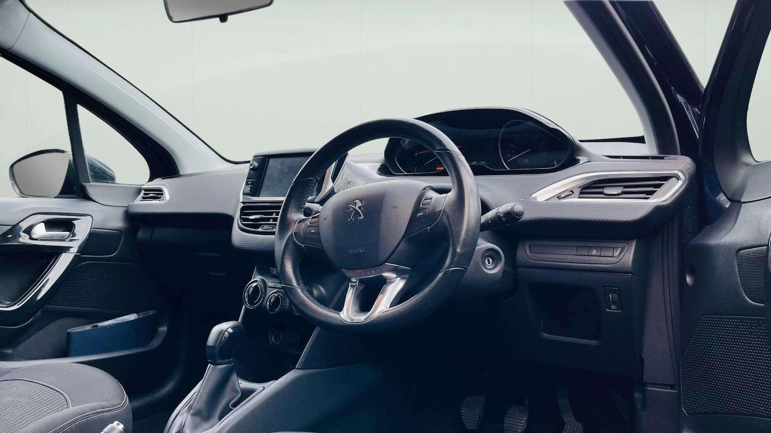 Used Peugeot 208 2016 for sale - 78087189: Photo 12