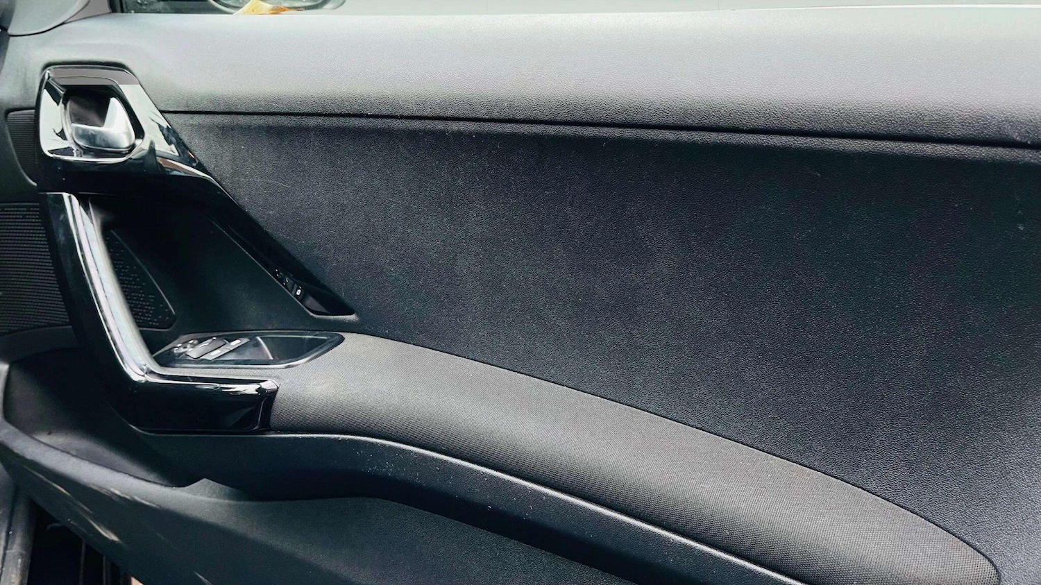 Used Peugeot 208 2016 for sale - 78087189: Photo 27