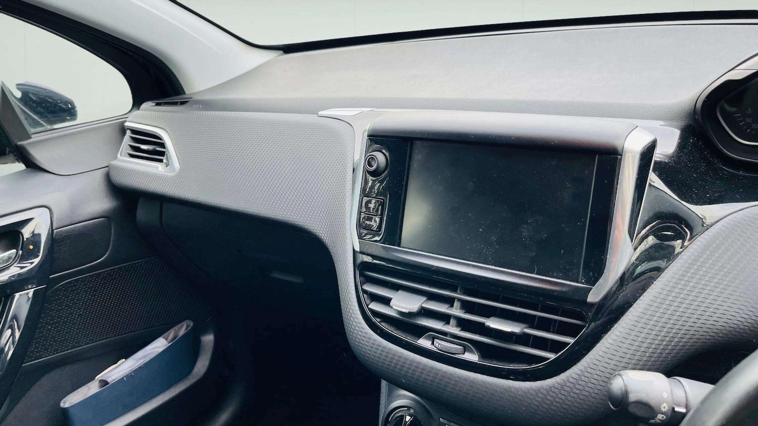 Used Peugeot 208 2016 for sale - 78087189: Photo 35