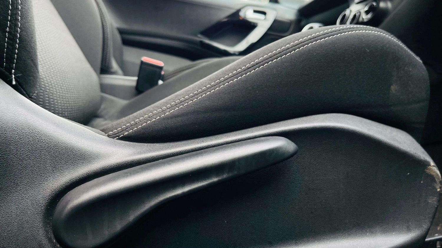 Used Peugeot 208 2016 for sale - 78087189: Photo 37